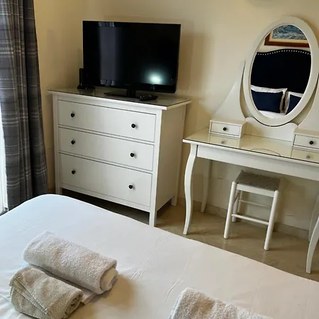 Elegant Mar شقة *