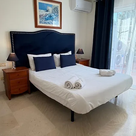 Elegant Mar Palm-mar